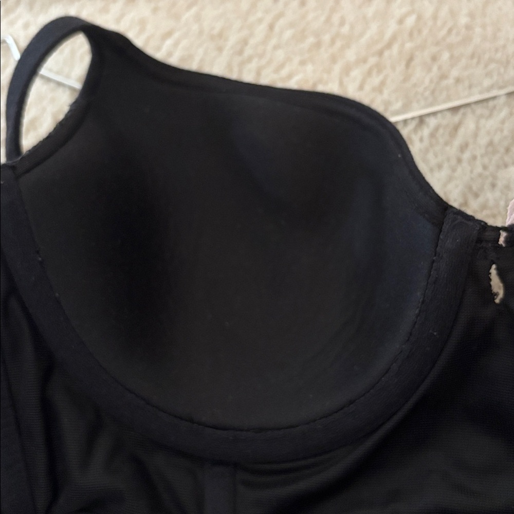 Victoria's Secret Black Lined Demi Bra EUC 32DD - Picture 9 of 14
